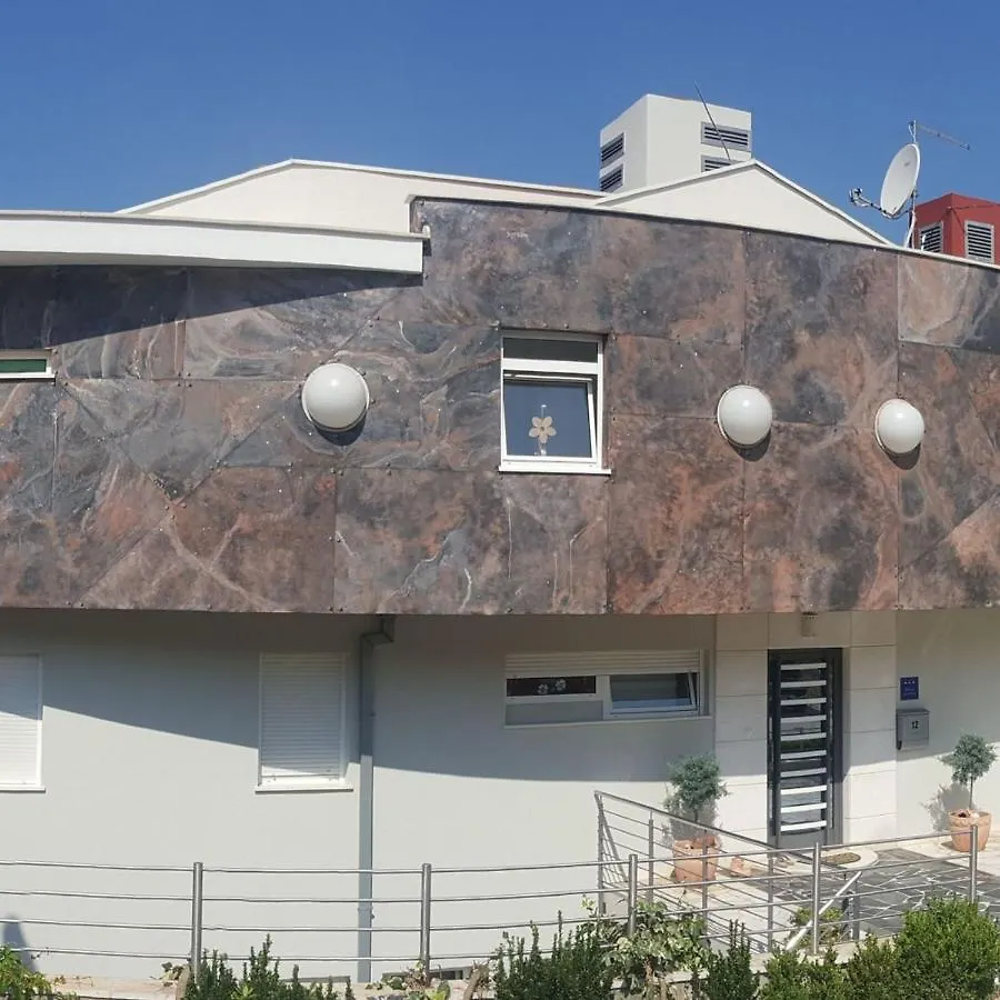 Studio Apartment In Trogir With Balcony, Air Conditioning, Wifi 4328-4 0*,  Croatia